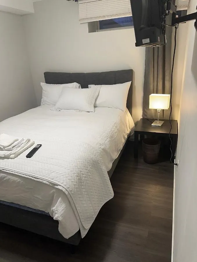 Comfortable 3 Bed Basement Unit Winnipeg
