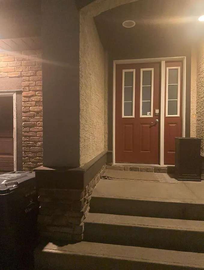 Comfortable 3 Bed Basement Unit Winnipeg