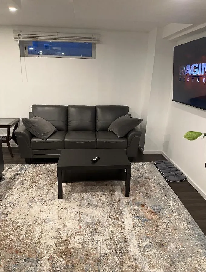 Homestay Comfortable 3 Bed Basement Unit Winnipeg