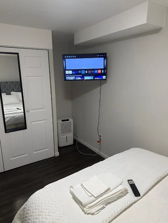 Comfortable 3 Bed Basement Unit Winnipeg Homestay