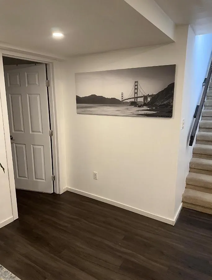 Homestay Comfortable 3 Bed Basement Unit Winnipeg